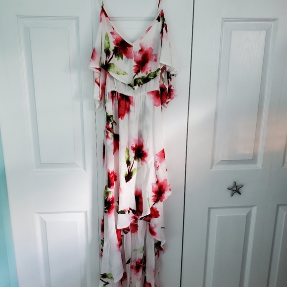 Floral off the shoulder High-low dress